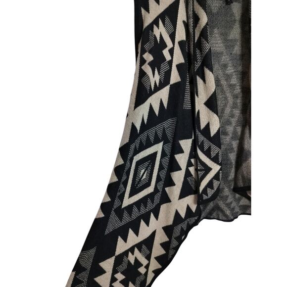 4346)Say What Open Drape Knitted Aztec Pattern Black Beige Boho Cardigan Medium - Picture 3 of 7